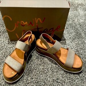 Platform strappy sandal